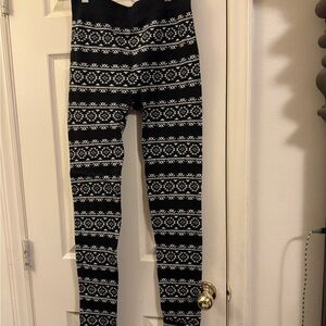 Women’s Black & White Fleece Lined Leggings